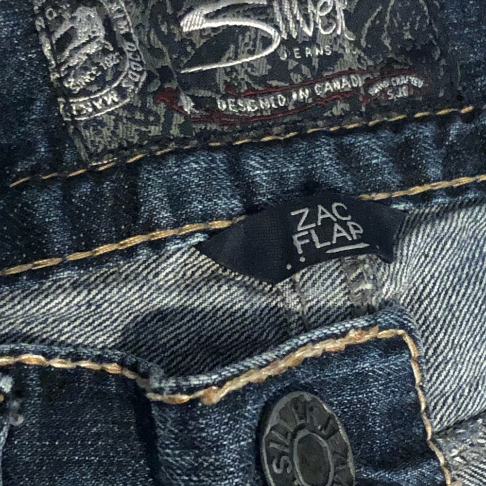 Men’s Silver “Zac Flap” 36x32. Excellent condition
